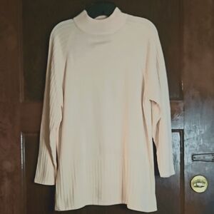 Vintage Ellen Ashley Women's Turtleneck Sweater - Size L